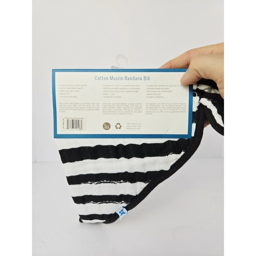 Little Unicorn Cotton Muslin‎ Bandana Bib Black White arrow Pattern NEW 2 pack
